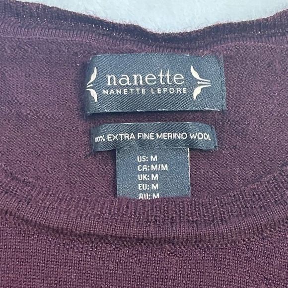 Nanette Lepore Women's Burgundy 100% Extra Fine Merino Wool Sweater Ruffle Sz M - Picture 4 of 9